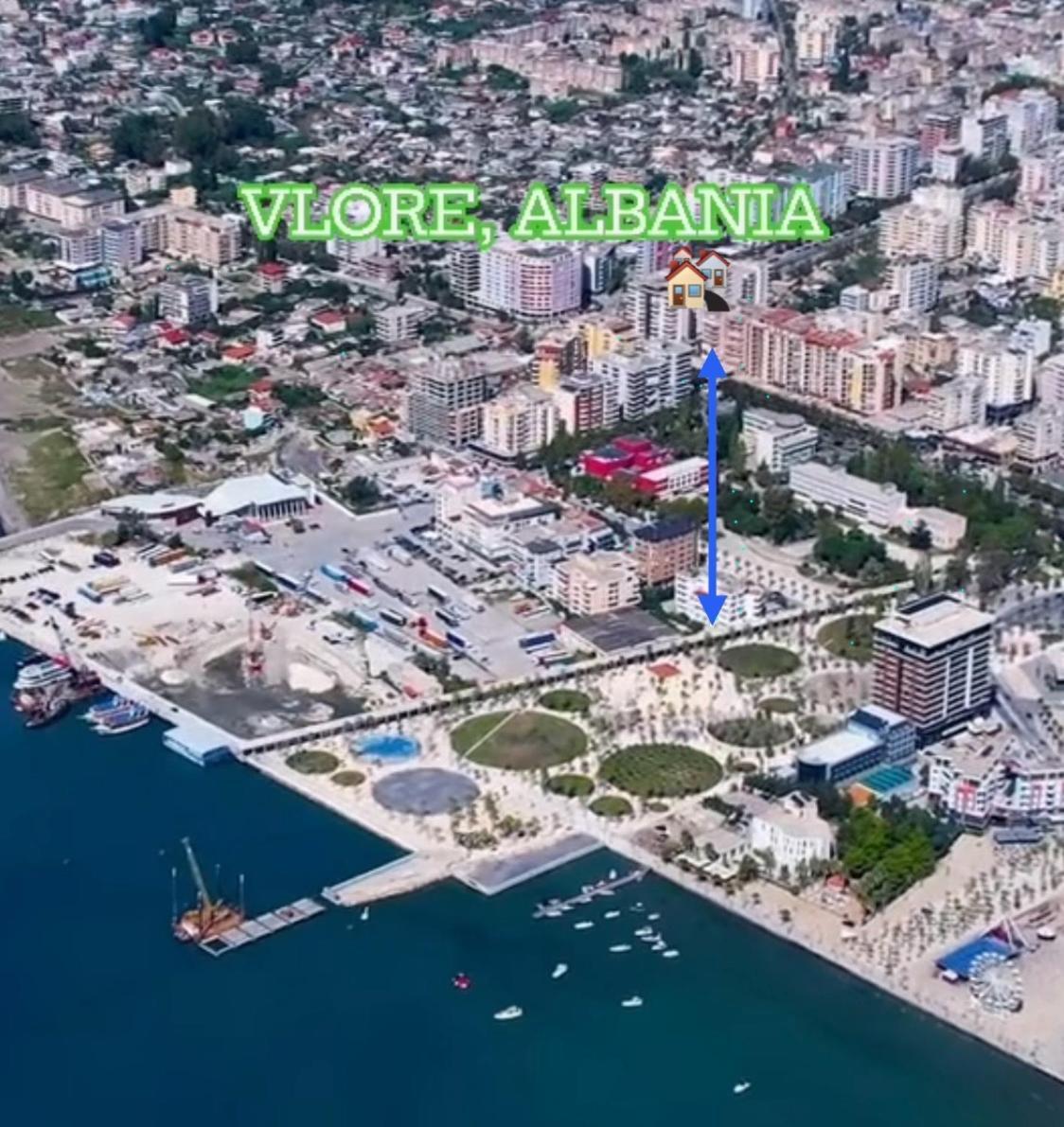 Lovely Place. Close To Beach & Boulevard Vlorë Esterno foto